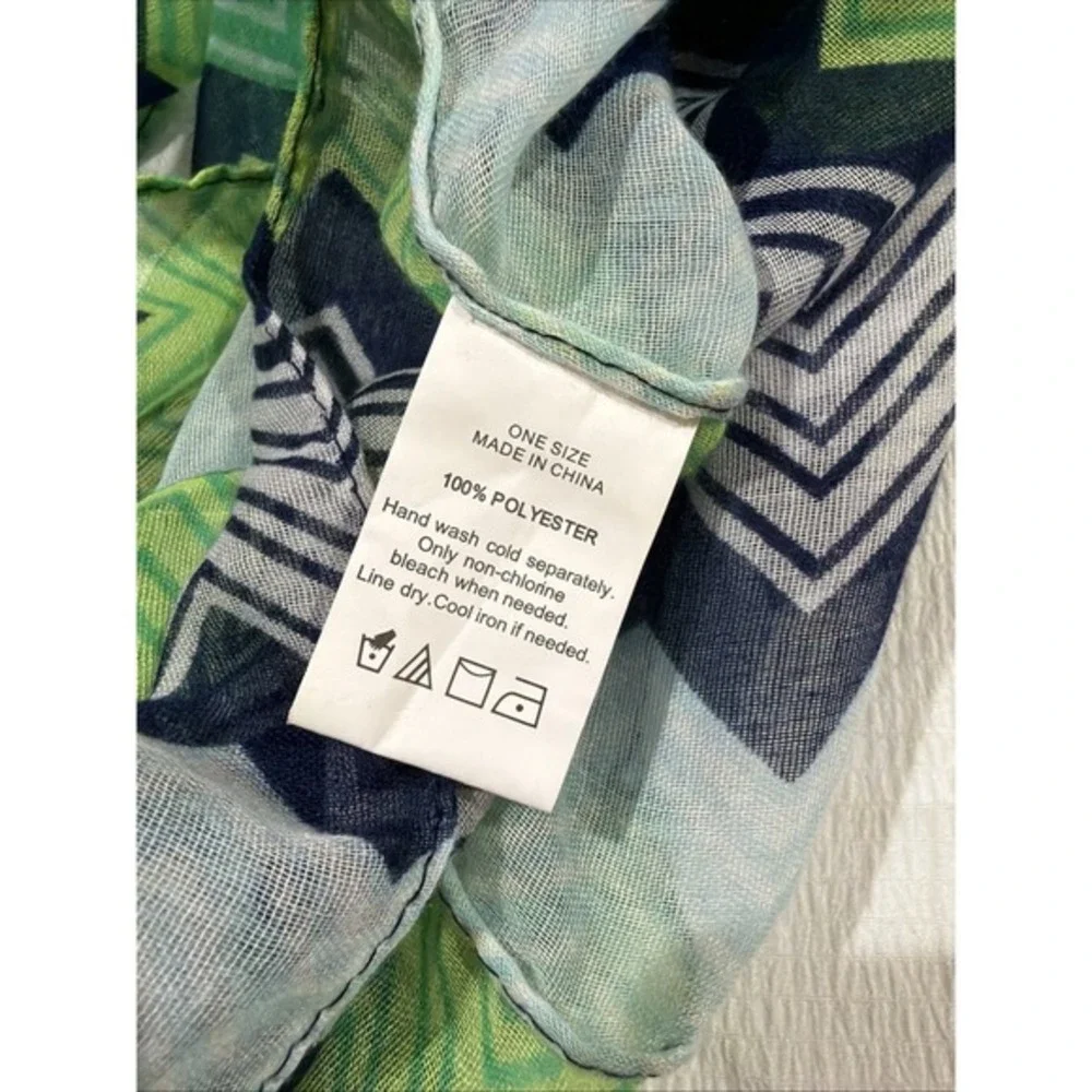 Lot Five Women's Scarves Chevron Geometric Palm Tree Paris Infinity‎ And Wrap